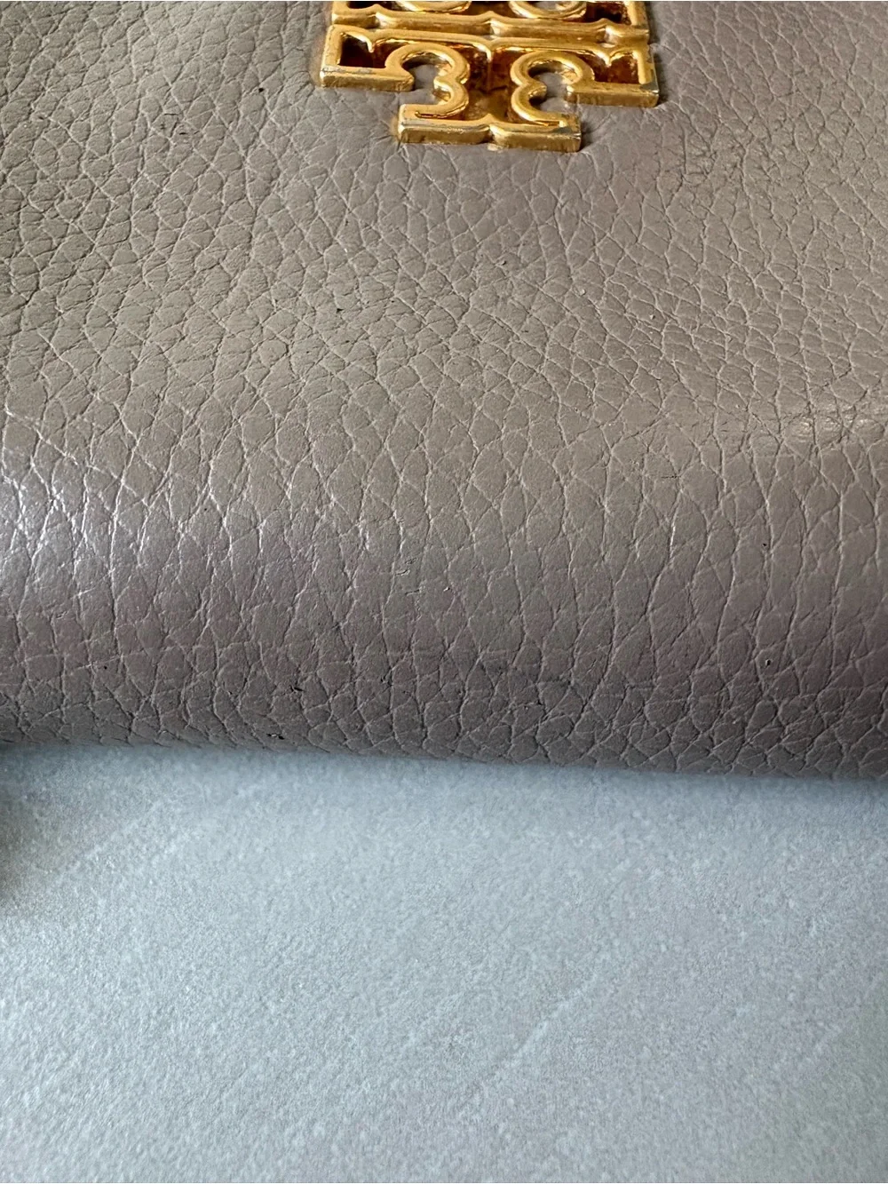 Tory Burch Britten Zip Continental Wallet | Portobello with Gold Logo